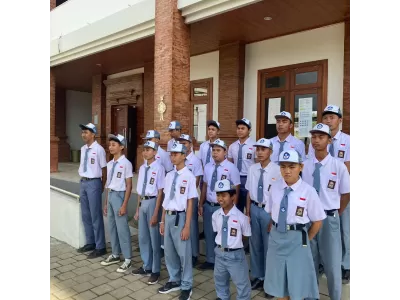 Upacara setiap senin